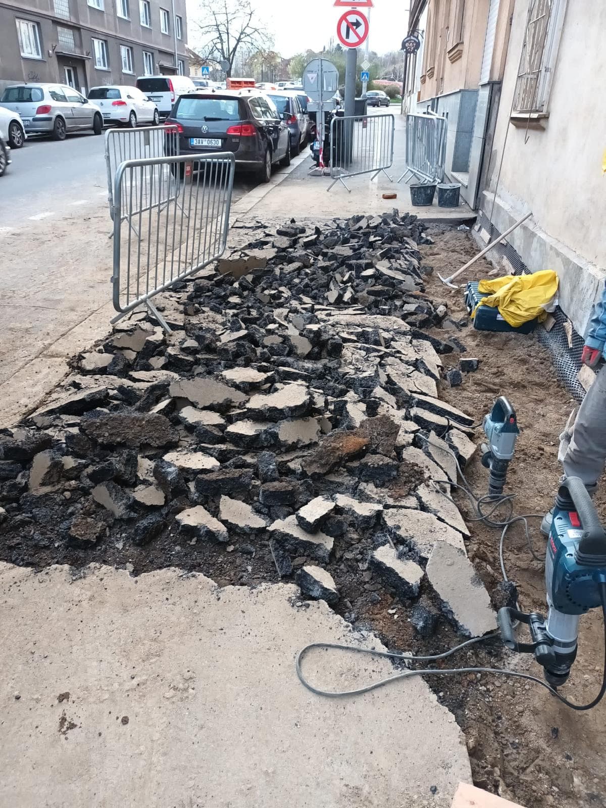 svj-vosmikovych-praha-8