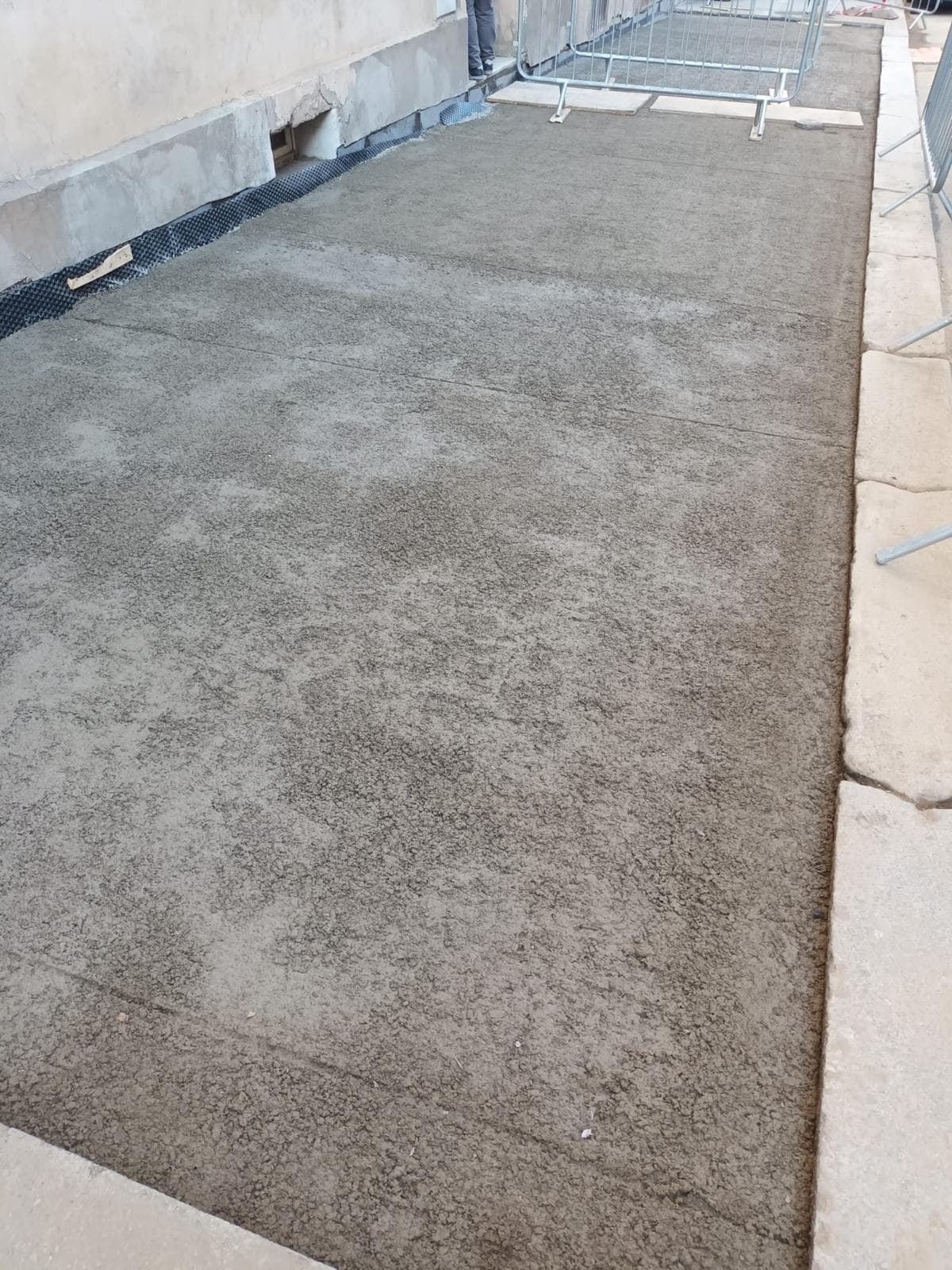 svj-vosmikovych-praha-8